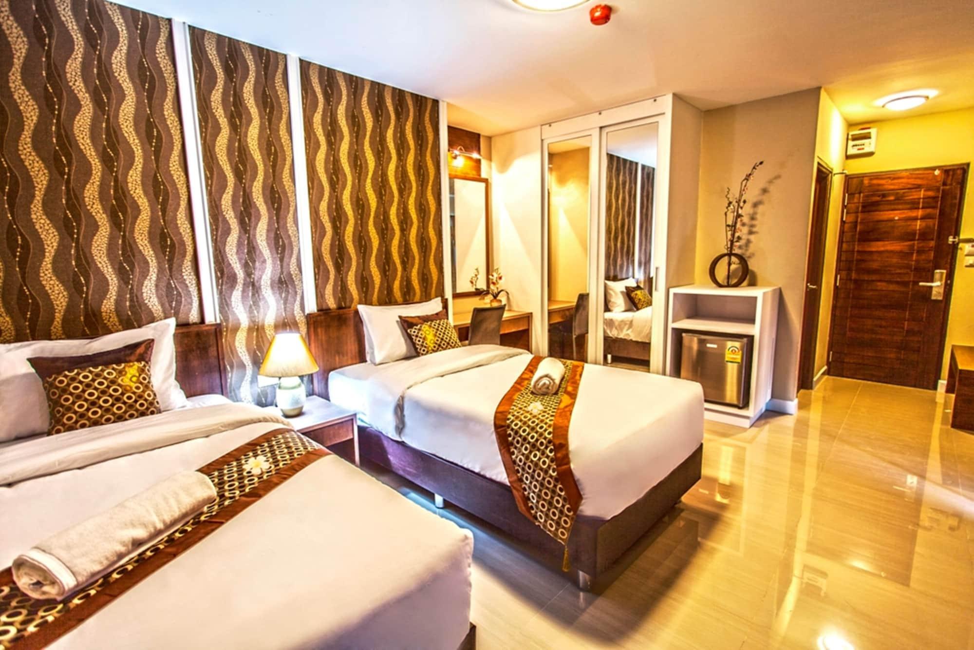 בנגקוק The Aim Sathorn Hotel מראה חיצוני תמונה
