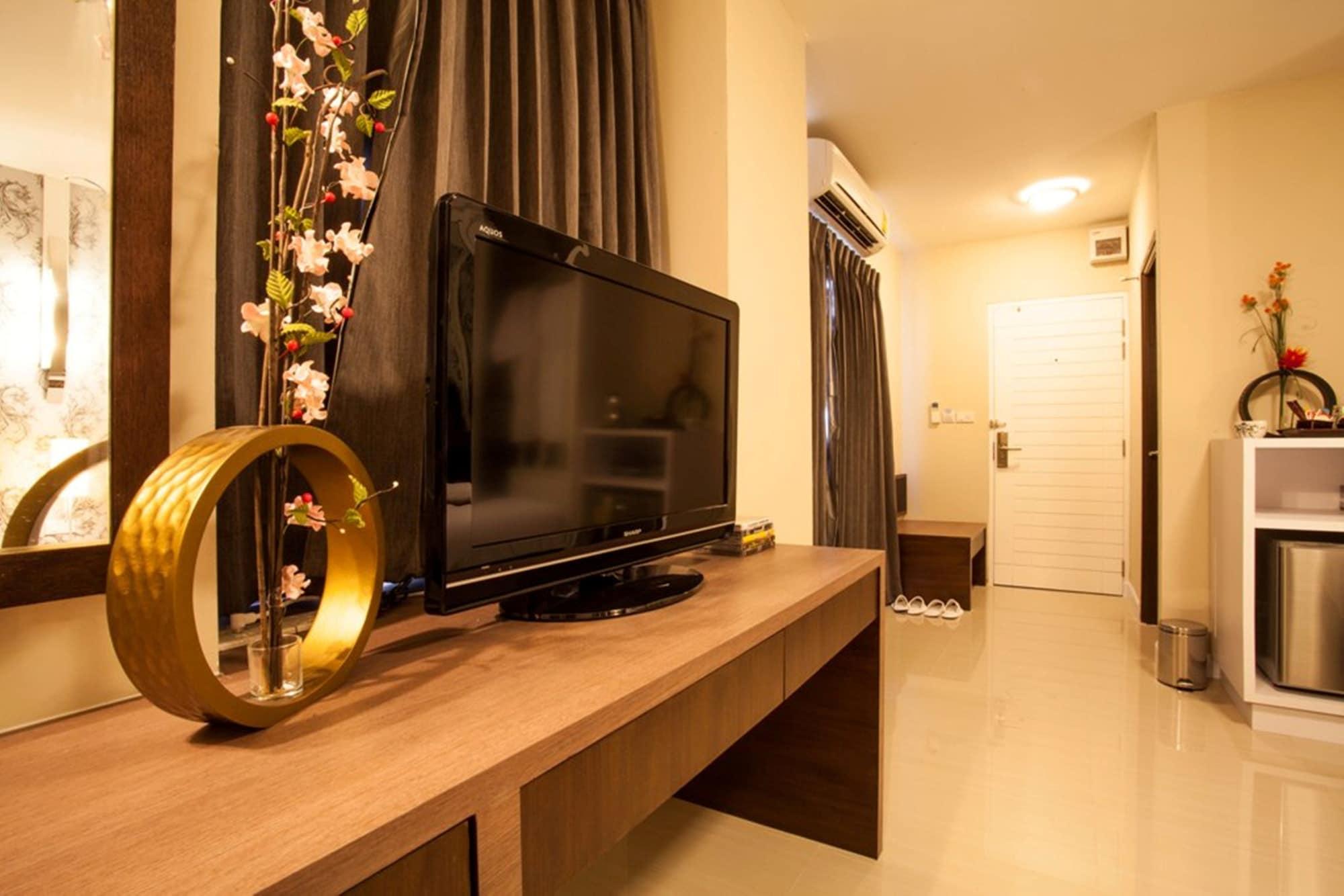 בנגקוק The Aim Sathorn Hotel מראה חיצוני תמונה