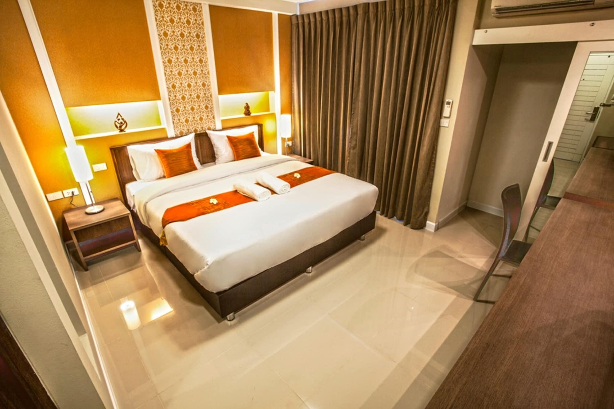 בנגקוק The Aim Sathorn Hotel מראה חיצוני תמונה