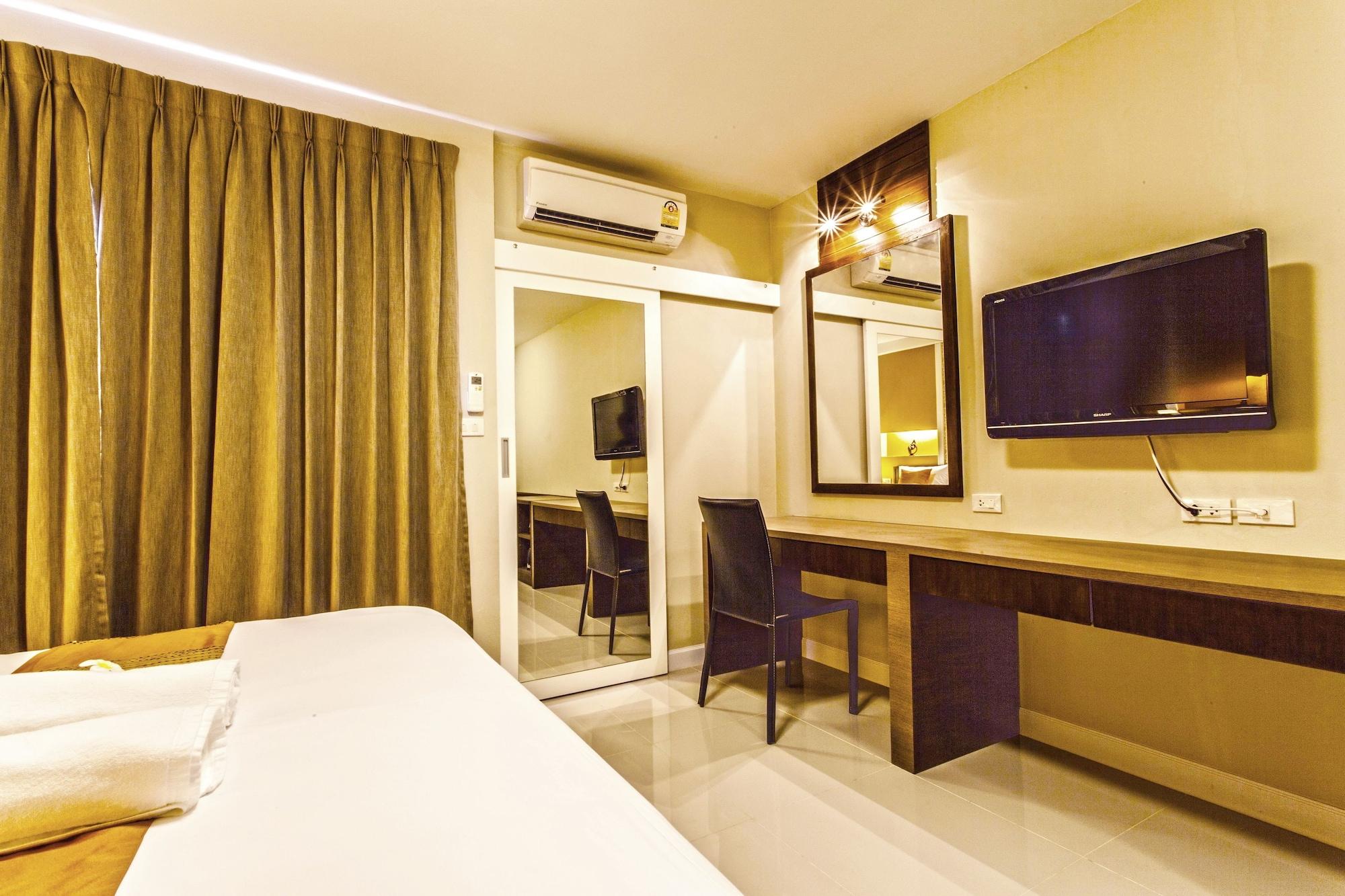 בנגקוק The Aim Sathorn Hotel מראה חיצוני תמונה