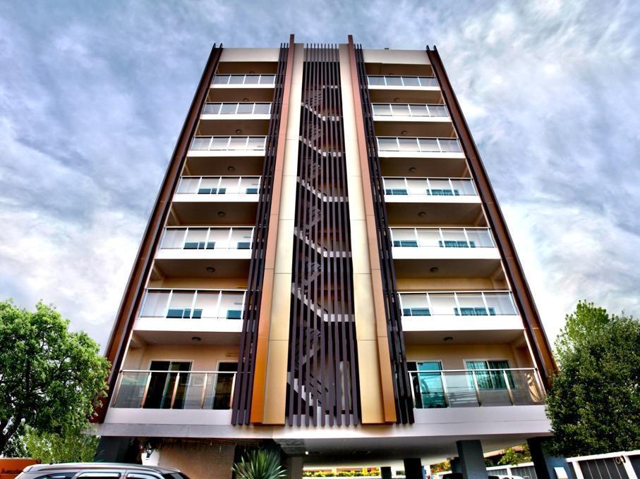 בנגקוק The Aim Sathorn Hotel מראה חיצוני תמונה