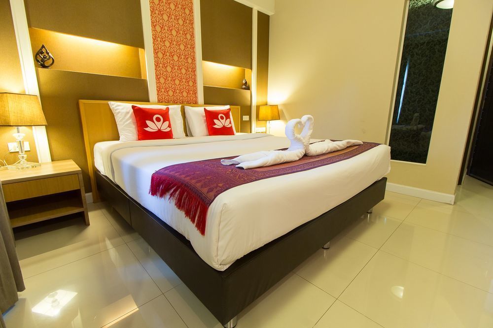 בנגקוק The Aim Sathorn Hotel מראה חיצוני תמונה